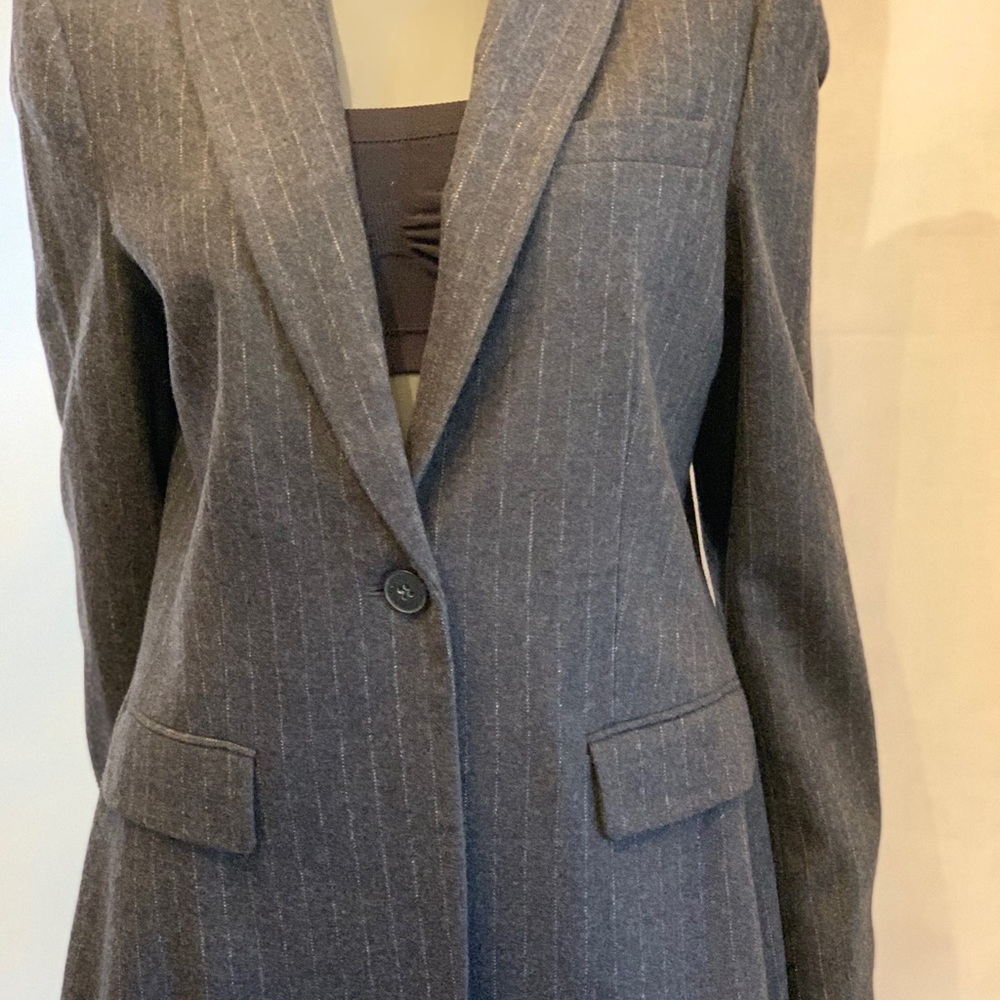 Theory Gabe B Dark
Charcoal Women's Blazer
Wool Size 12